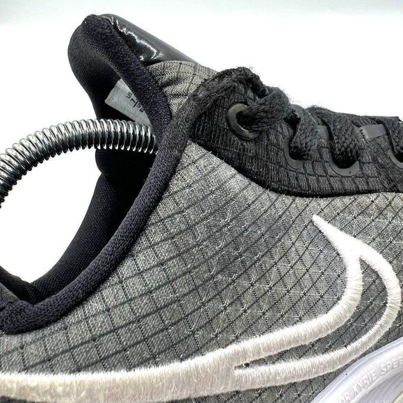 Nike Kyrie Low 4 TB 'Black White' (2021) - Picture 9 of 14